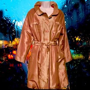 Have you got a RAINCOAT? Valérie Dumaine Pick up Hem Silky Raincoat